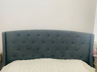 Frame/headboard