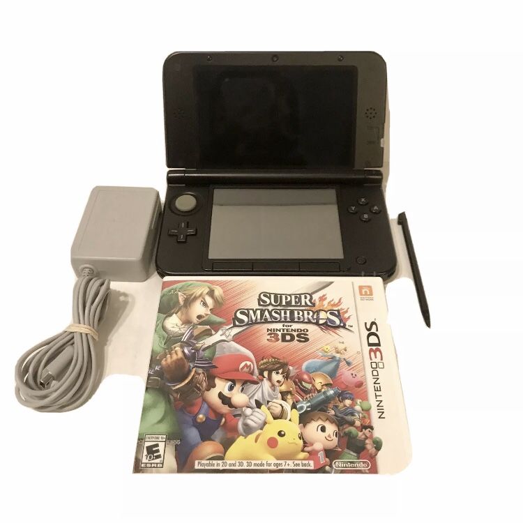 Nintendo 3DS XL Black System Console Bundle Charger Stylus And Super Smash Bros