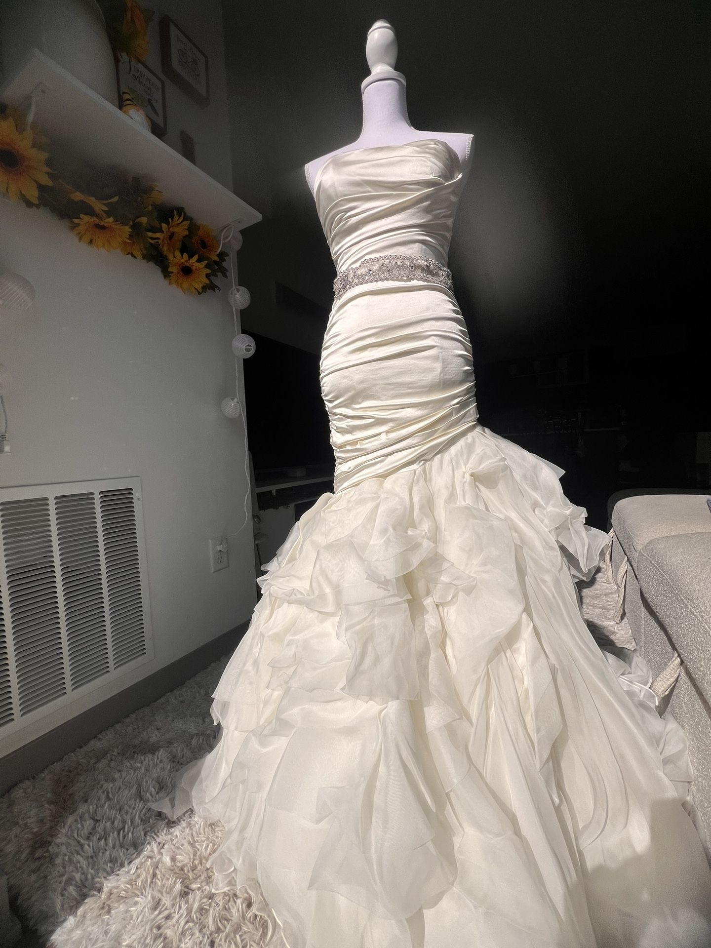 Marisa Wedding Dress Size 10 (Dress Size 4/6)