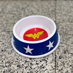 Wonder Woman Pet Bowl OFFERS WELCOME