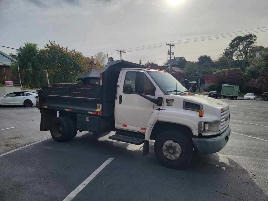 2008 GMC Dump Truck 