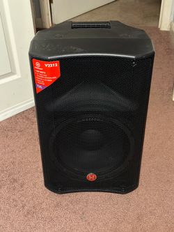 Harbinger Vari V2212 600W 12-inch 2-way powered loudspeaker.