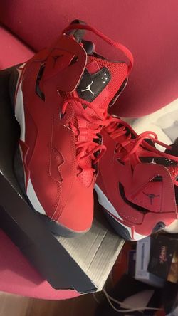 🖤 zapatos Jordan para niños💜 5 y buenas condition 🖤