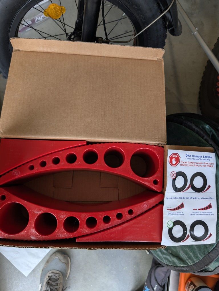 Travel Trailer Leveling System