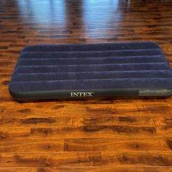  Air Mattress 
