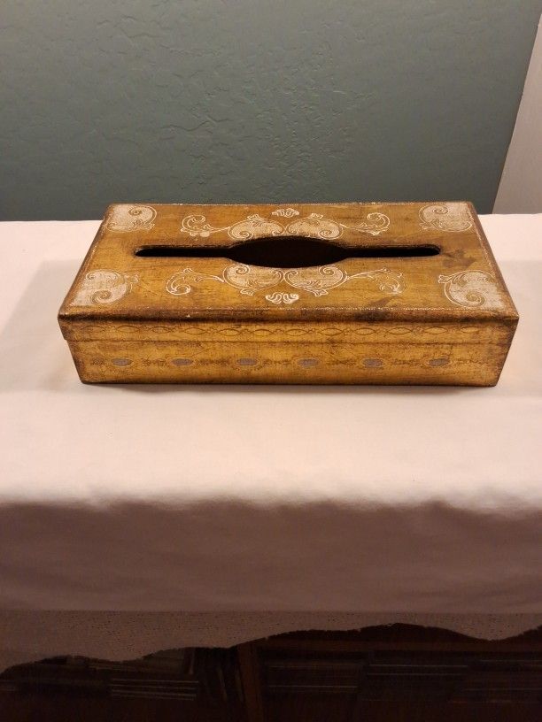 VINTAGE Italian Florentine Tissue Cover Box