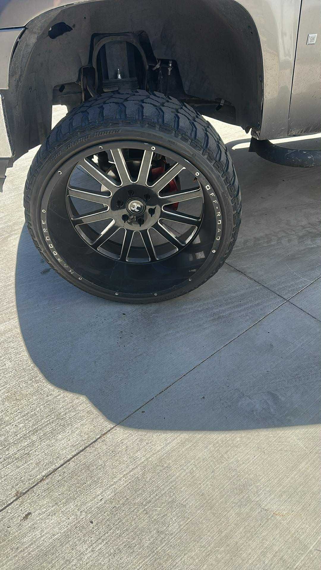 26x14 Chevy 