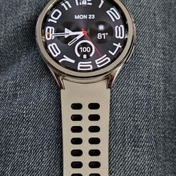 Galaxy Watch 6 Classic 