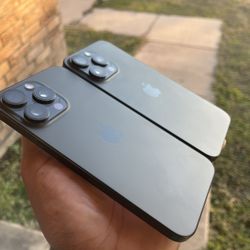 2 iPhone 15 Pro Max 256GB Unlocked 