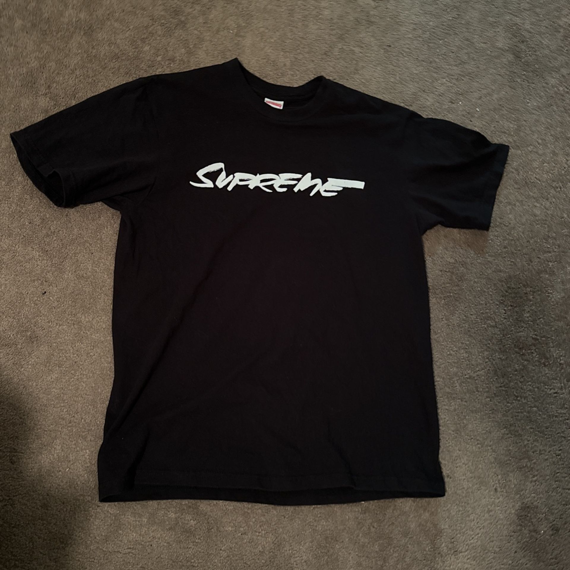 Supreme Tee