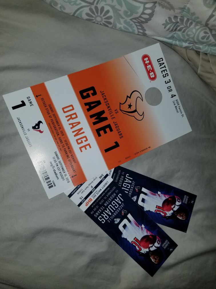 2 tickets and parking pass to Texan's game today