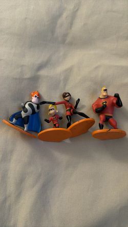 Disney Pixar The Incredibles 7-Piece Toy Lot - 12" Figures & Disney Infinity Set