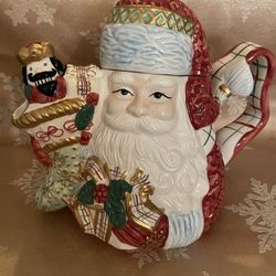 Santa Tea Pot 