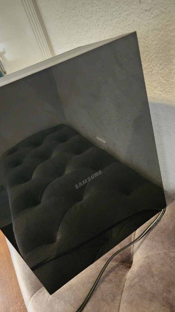 Samsung PS-WM20 Wireless Home Theater Subwoofer & HW-M360 Soundbar