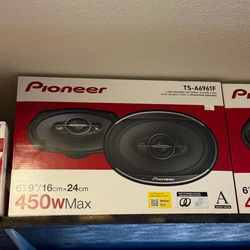 Pioneer 6x9’ 4-way door speakers
