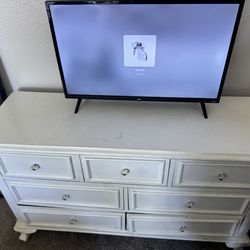 Free dresser