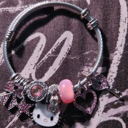 Hello Kitty Forever Bracelet