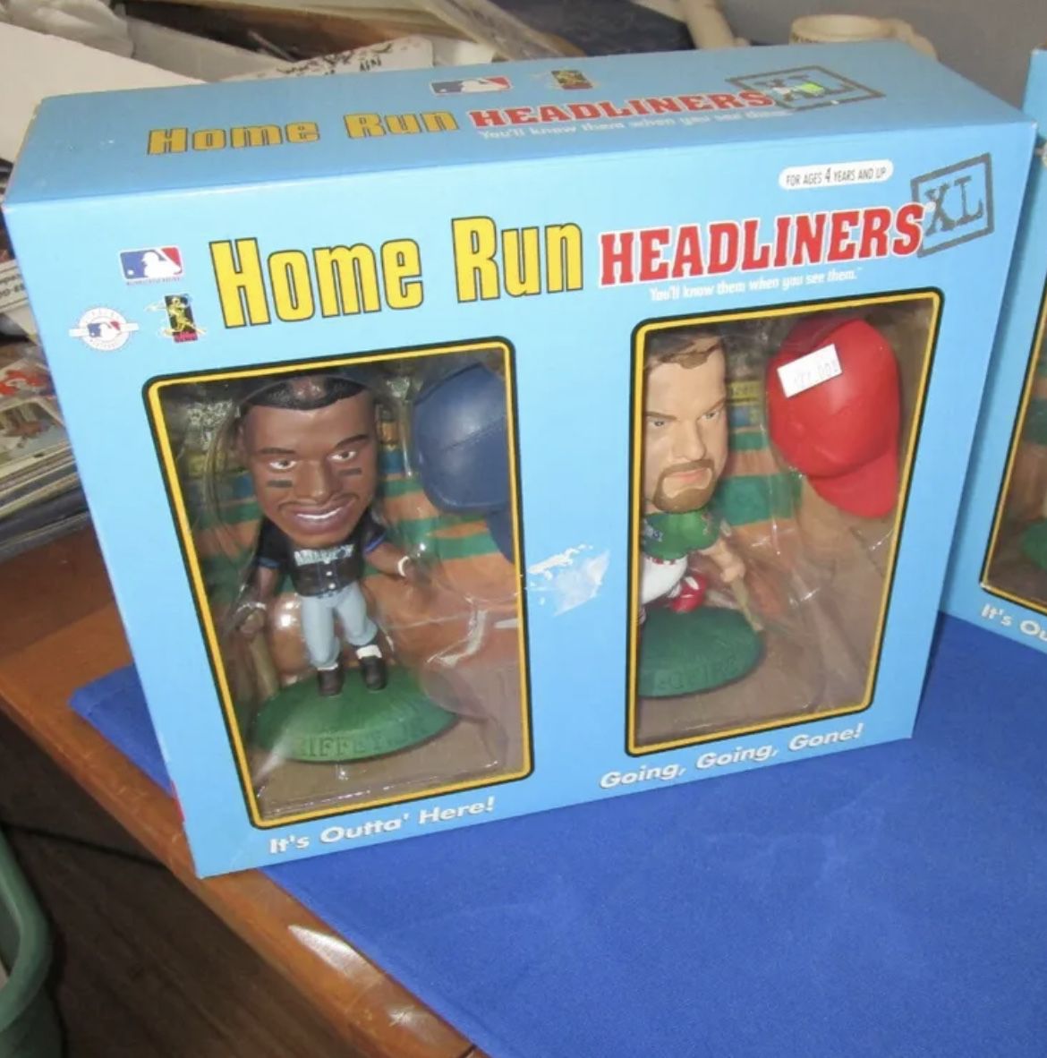 WOW Great Price ! 1998 12”Home Run Headlines Baseball Statue Set Ken Griffey Mark McGwire, Sold For $29.99+tax My Price $6 Firm 