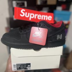 Nike Dunk Low Sb Supreme 