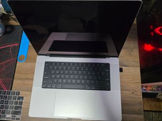 Like-New MacBook pro M3, 16 inch, 512gb
