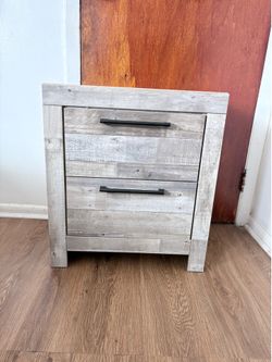 Full panel bed with night stand and dresser.