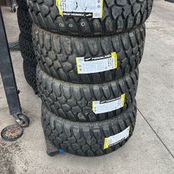 33x12.50 R22