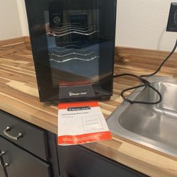 Wine fridge 