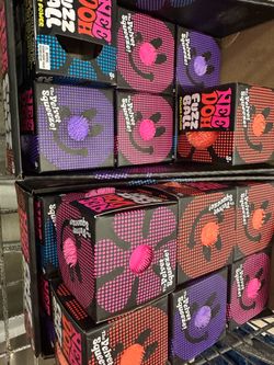 NEEDOH FUZZBALL / NEW