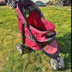 🚨MOVING SALE! MUST GO🚨 🐾 GEN7PETS JOGGER STROLLER – Lightly Used, Like New! 🐾 $150 – Serious Inquiries Only