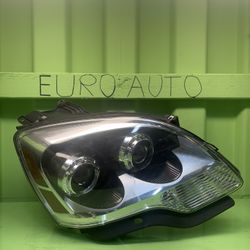 2007 2008 2009 2010 2011 2012 GMC Acadia Right Passenger Side Headlight OEM