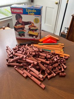 Vintage Playskool 1989 Lincoln Logs - 375+ pieces!