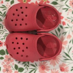 Hot Pink Crocs 4c 4t