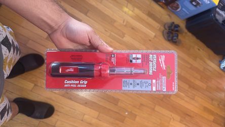 Milwaukee Versatile Nut Driving Screwdriver