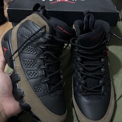 Olive 9s