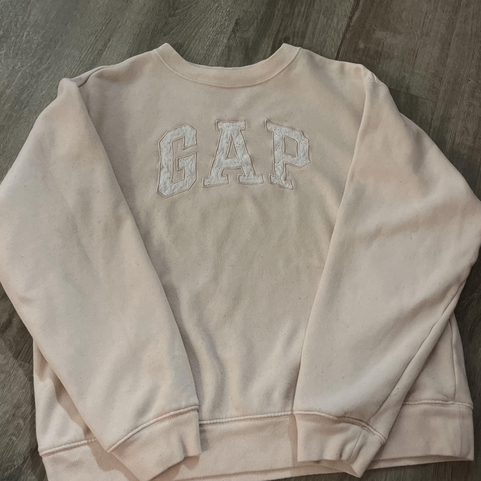 Gap sweatshirt