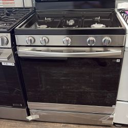 New Samsung  Gas Stove And Oven. 5 Burner 