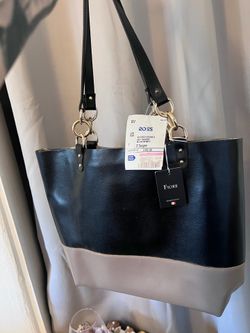 Fiore Italian leather purse   New with tags.  $45