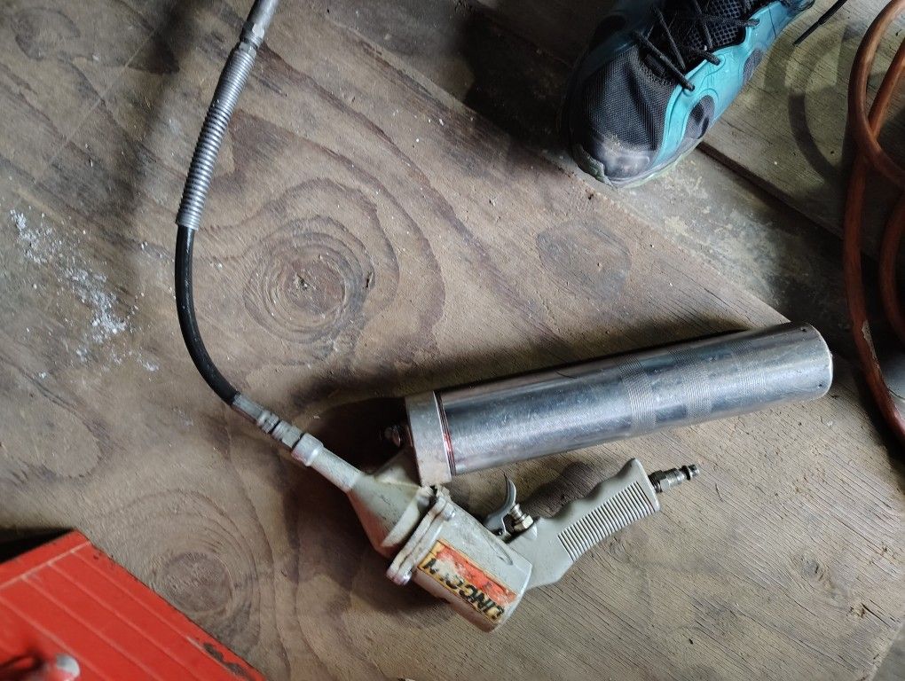 Air Grease Gun