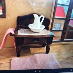 Sylvanian families Calico Critters Wash stand and jug 