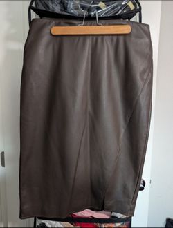 Lularoe L Maeve Pencil skirts