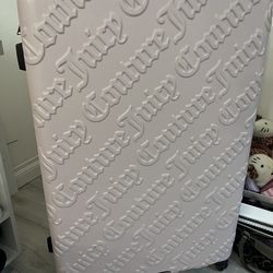 32” JUICY COUTURE LUGGAGE