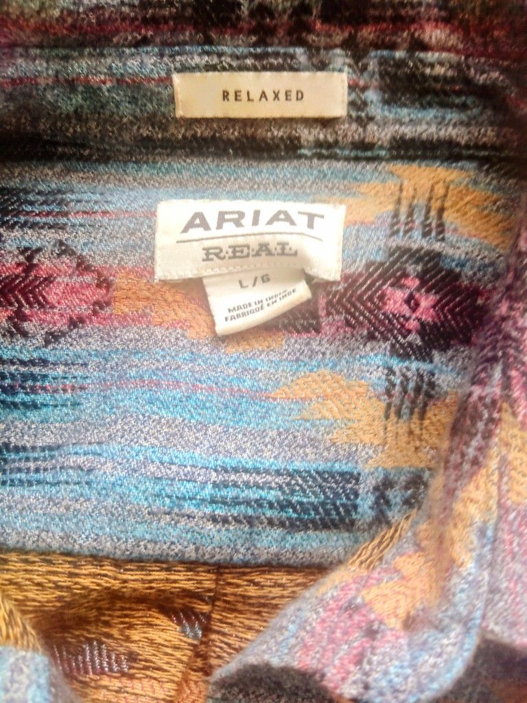 Ariat Relaxed Long Sleeve With Wallet 