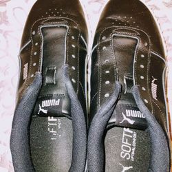 Women's Puma Shoes Size 9