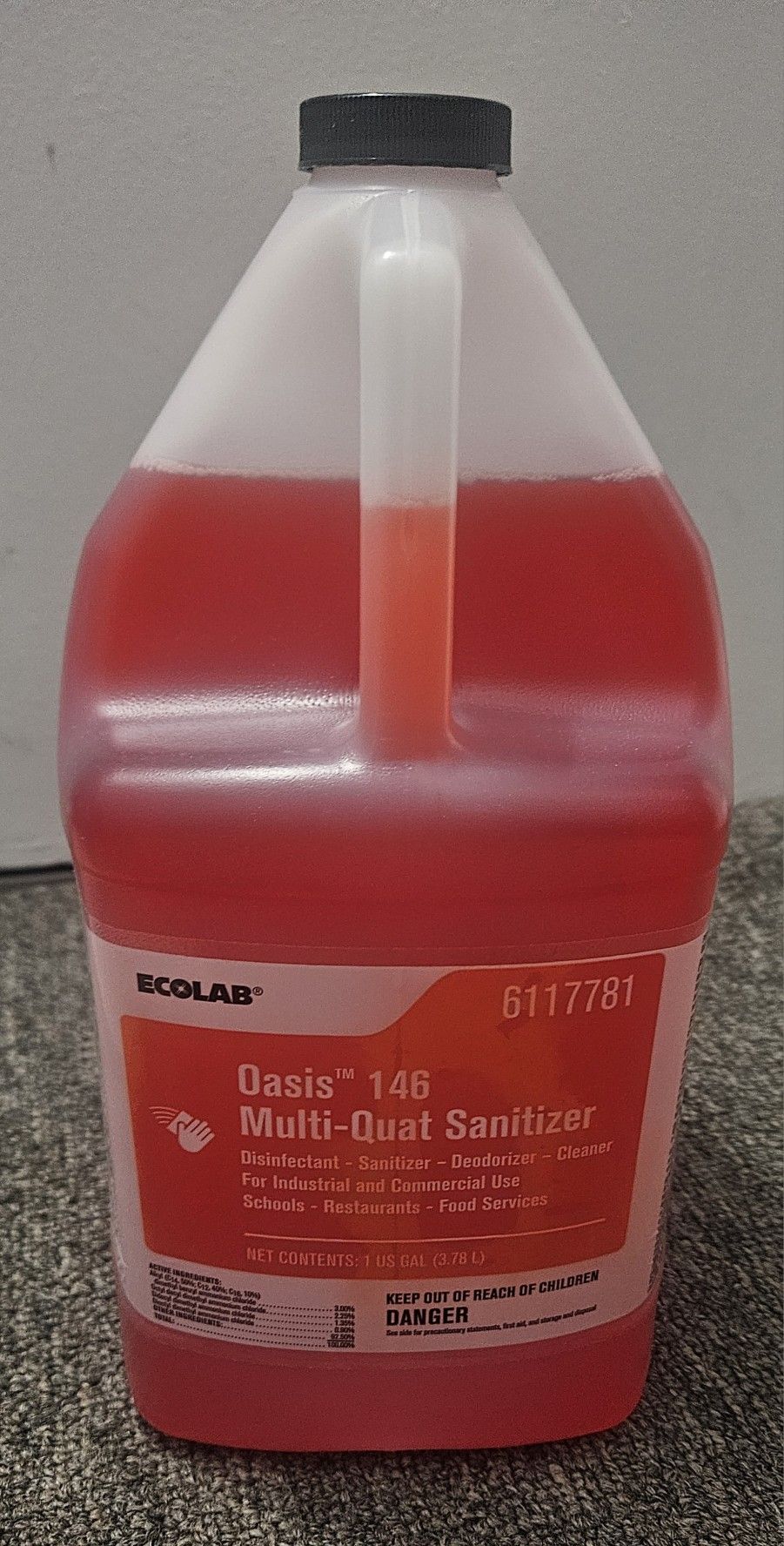 Ecolab Oasis 146 Multi-Quat Sanitizer