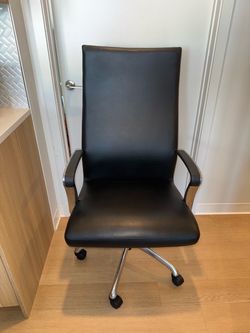 Steelcase Executive Conference Chair