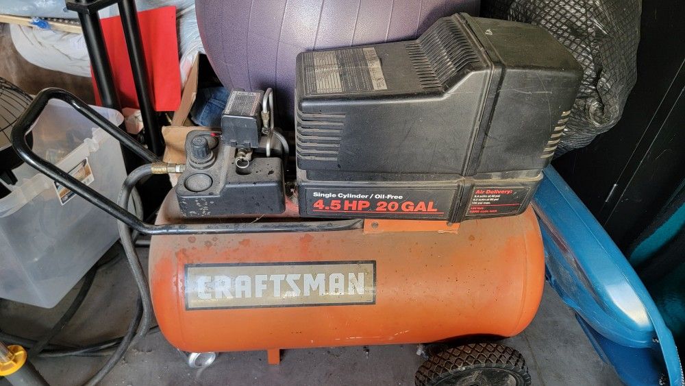 20 Gal CRAFTSMAN Air Compressor