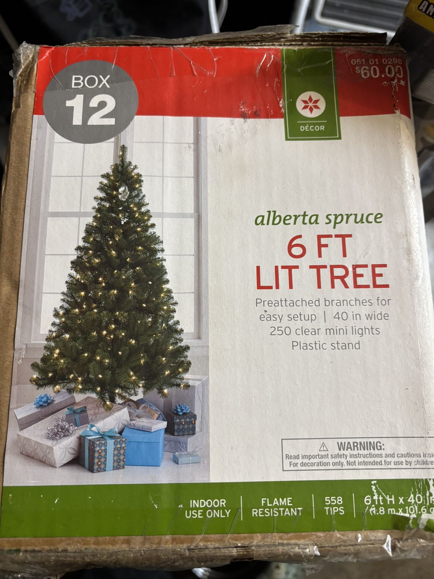 6ft Pre Lit Christmas Tree 