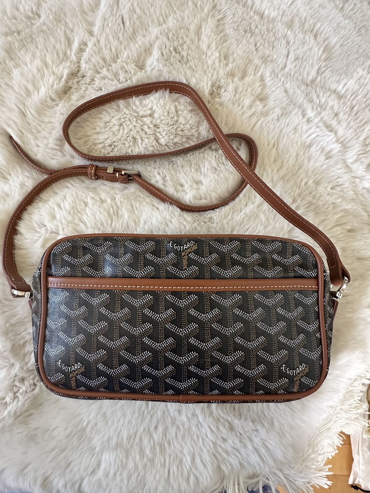 Preloved Sling bag