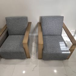 Century Furniture Fame Chairs (Model 3583) – Like New /Sillas Century Furniture Fame 3583 –  Usadas Como Nuevas 