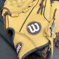 Wilson A500 12" Youth Baseball Glove